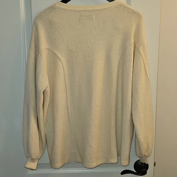 Urban Outfitters Cream Fuzzy Lillu V-Neck Pullover Sweater, XS, Oversized, Boxy - Picture 7 of 10